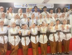 UKM Ningnong UMK Tampilkan Harmoni Terbaik di Wisuda ke-76 Universitas Muria Kudus